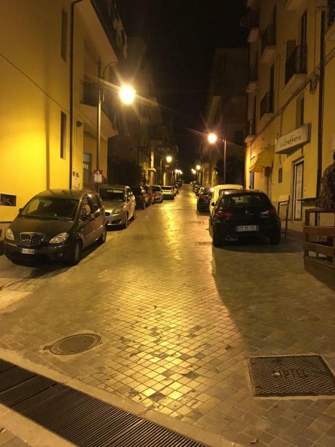 Hotel La Casa Di Genny Agropoli Exterior foto